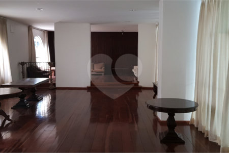 Apartamento à venda com 2 quartos em Cerqueira César, São Paulo, SP