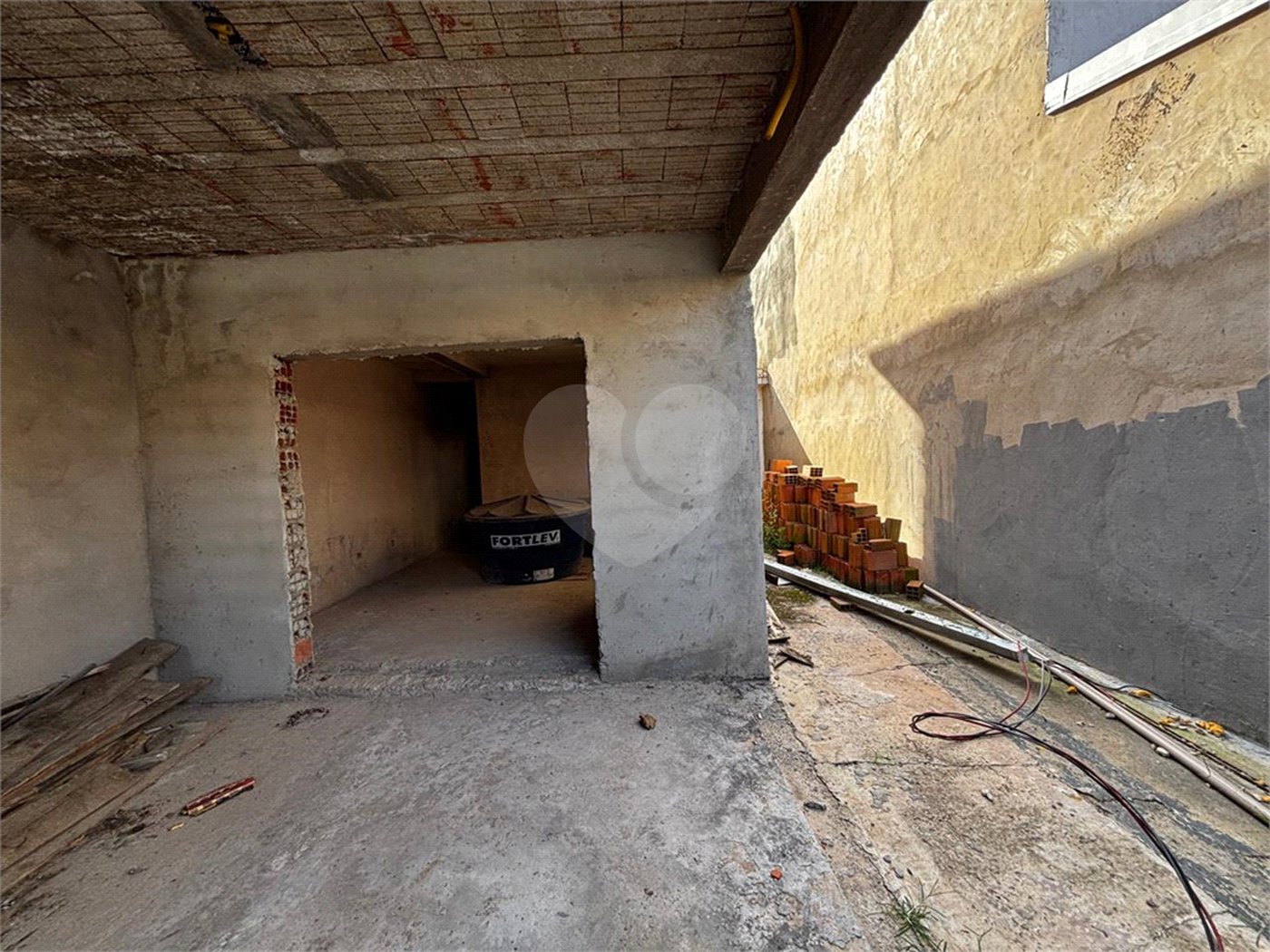 Casa à venda com 3 quartos, sendo 1 suíte, em Jardim Santa Cruz, Salto, SP
