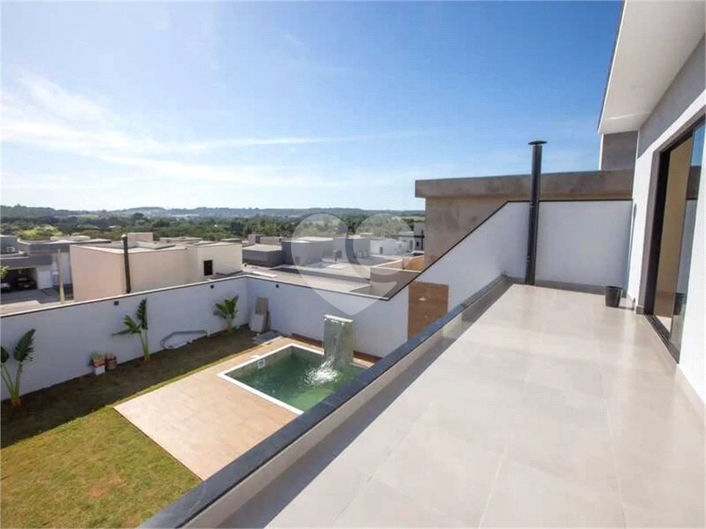 Casa à venda com 3 quartos, sendo 1 suíte, no condomínio Jardim Piemonte, Indaiatuba - SP