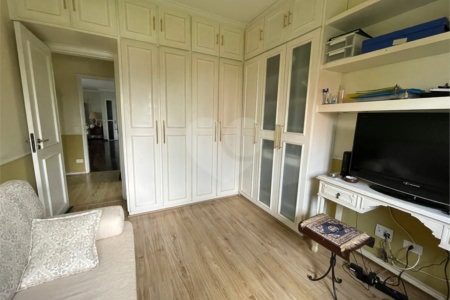 Apartamento à venda com 3 quartos, sendo 1 suíte,  em Lar São Paulo, São Paulo, SP