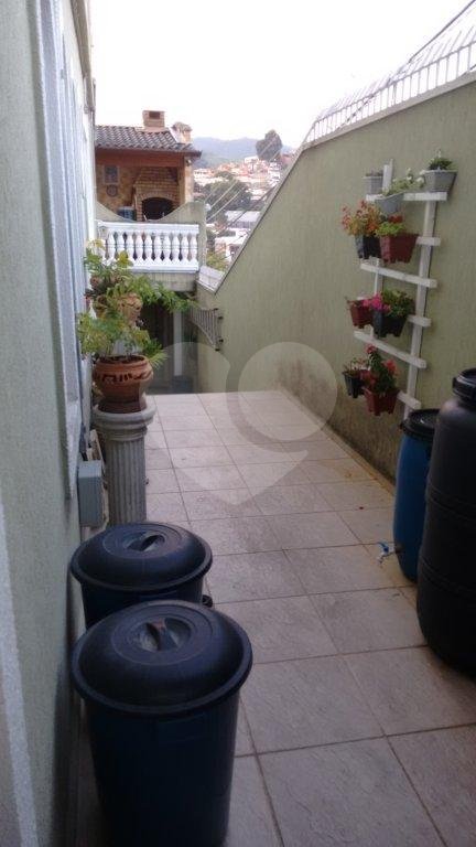 Sobrado à venda com 4 quartos, sendo 2 suítes, em Tremembé, São Paulo, SP