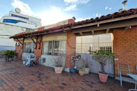 Cobertura à venda com 3 quartos, sendo 1 suíte, em Tijuca, Rio de Janeiro, RJ