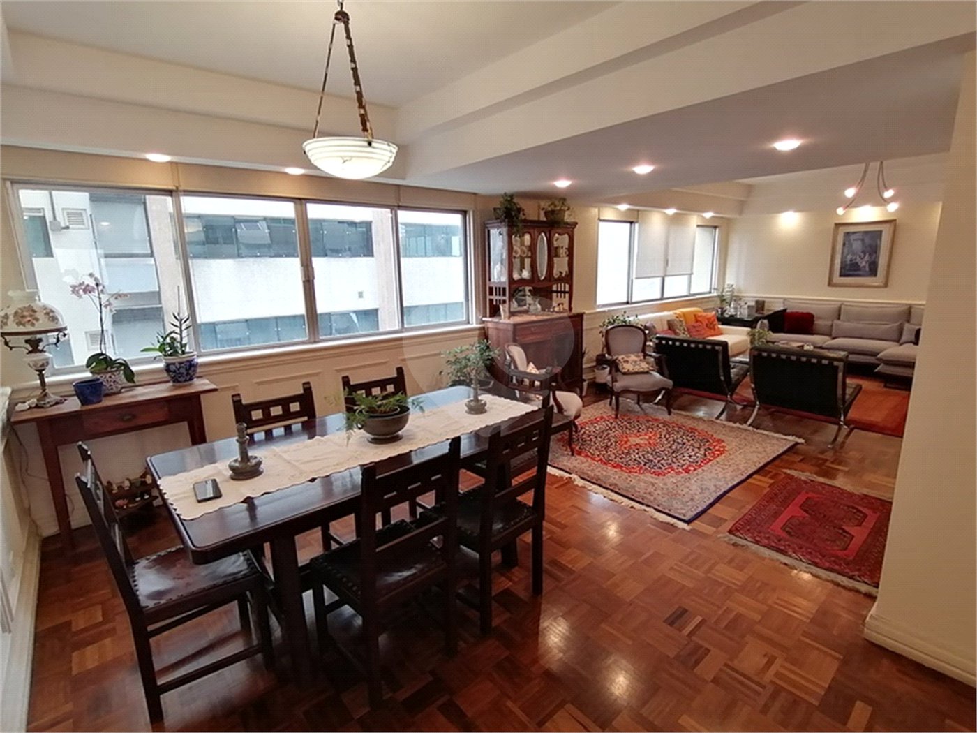 Apartamento à venda com 3 quartos, sendo 1 suíte, em Jardim Paulista, São Paulo, SP