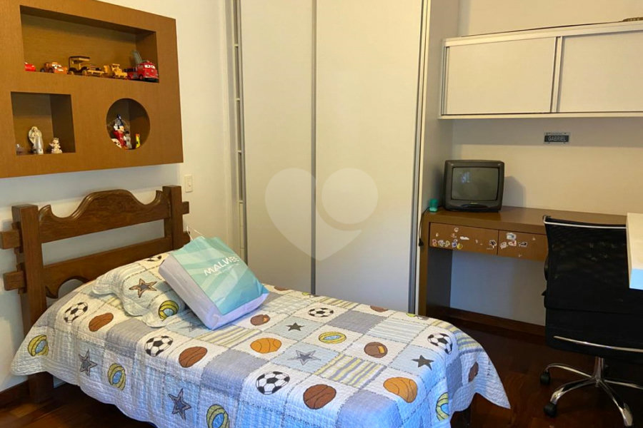 Sobrado à venda com 3 quartos, sendo 1 suíte, em Horto Florestal, São Paulo, SP
