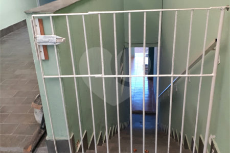 Sobrado à venda com 4 quartos em Vila Correa, Ferraz de Vasconcelos, SP
