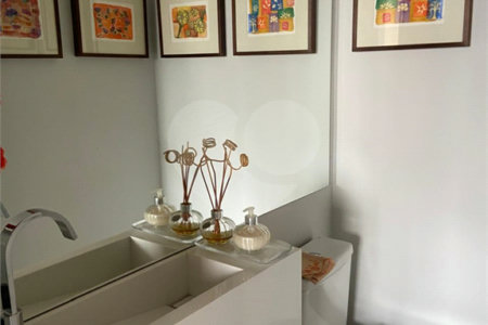 Apartamento à venda com 4 quartos, sendo 2 suítes, em Vila Andrade, São Paulo, SP