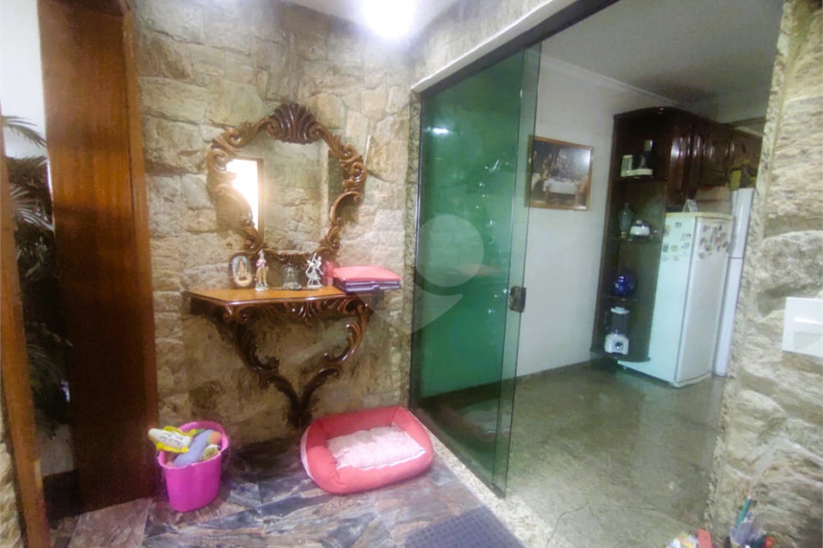 Sobrado à venda com 3 quartos, sendo 1 suíte,  em Vila Paiva, São Paulo, SP