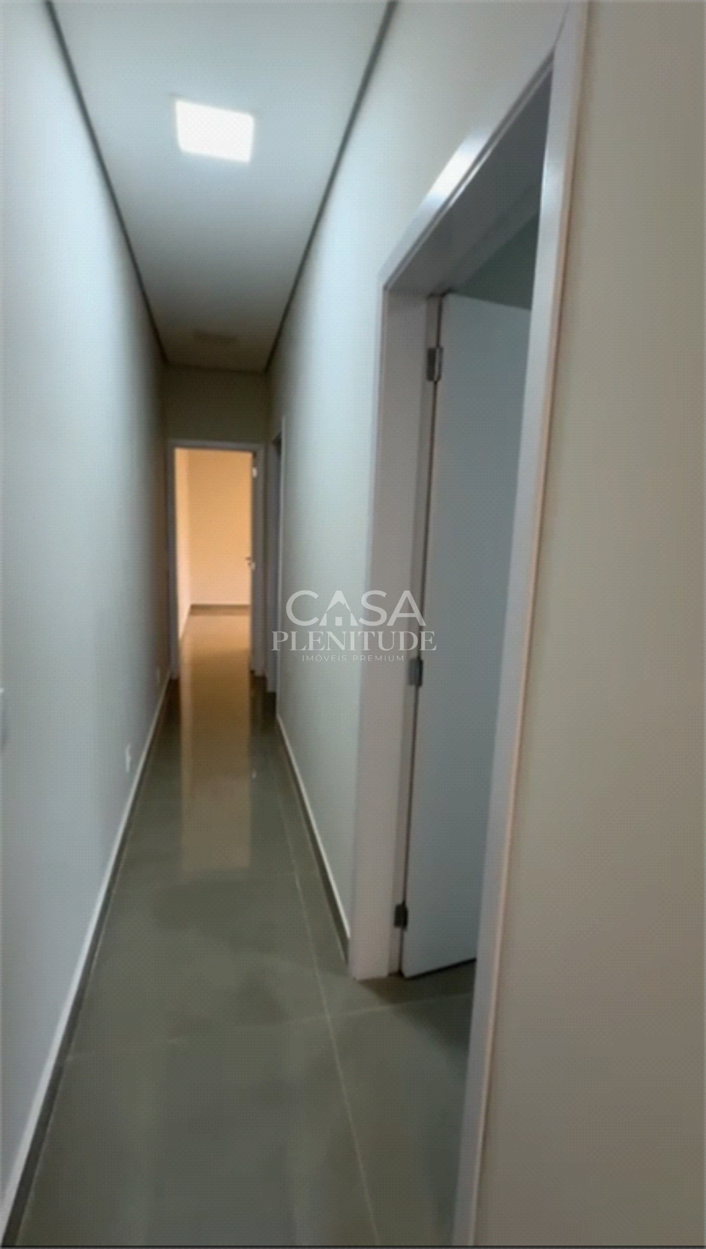 Casa em condomínio à venda com 3 suítes em Wanel Ville, Sorocaba, SP