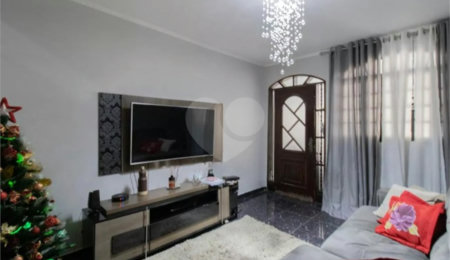 Casa à venda com 2 quartos, sendo 1 suíte, em Jardim Santa Clara, Guarulhos, SP