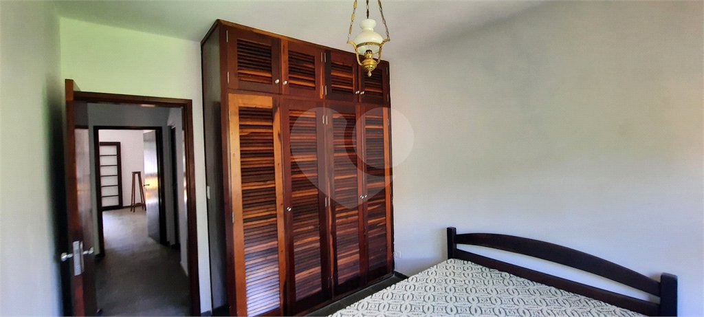Casa à venda ou para alugar com 4 quartos, sendo 2 suítes, em Mantiqueira, Mairiporã, SP