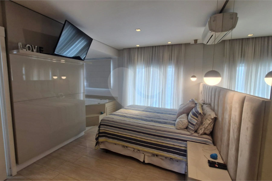 Apartamento à venda com 3 suítes em Santana, São Paulo, SP