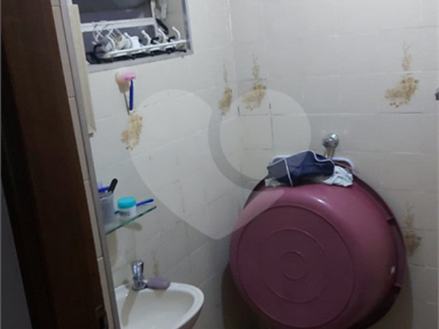 Sobrado à venda com 4 quartos em Vila Medeiros, São Paulo, SP