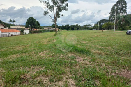 Loteamento Residencial no Condomínio Vila Pinhal do Broa