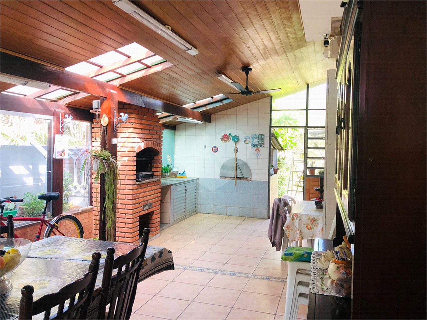 Chácara à venda com 6 quartos, sendo 2 suítes, em Vila Moraes, Mogi das Cruzes, SP