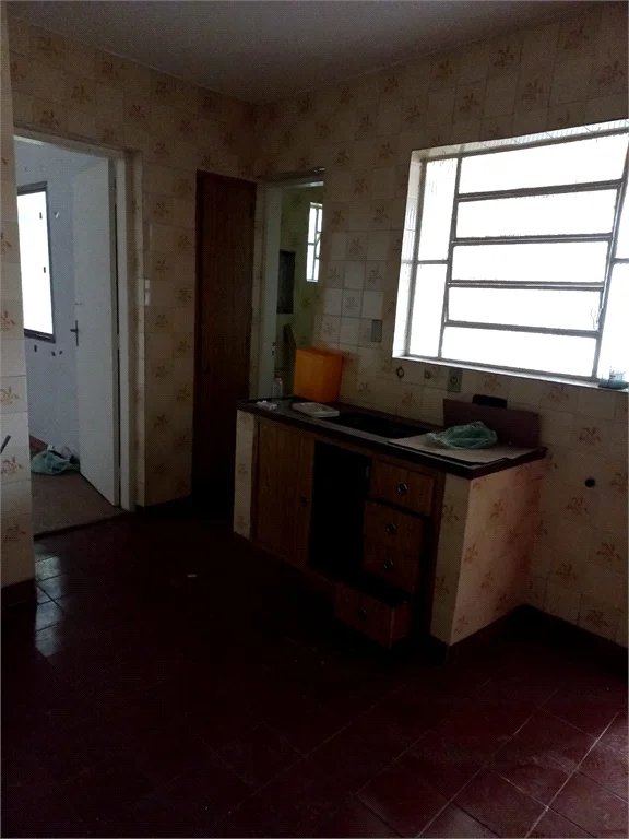 Sobrado à venda com 3 quartos, sendo 1 suíte, em Vila Lageado, São Paulo, SP