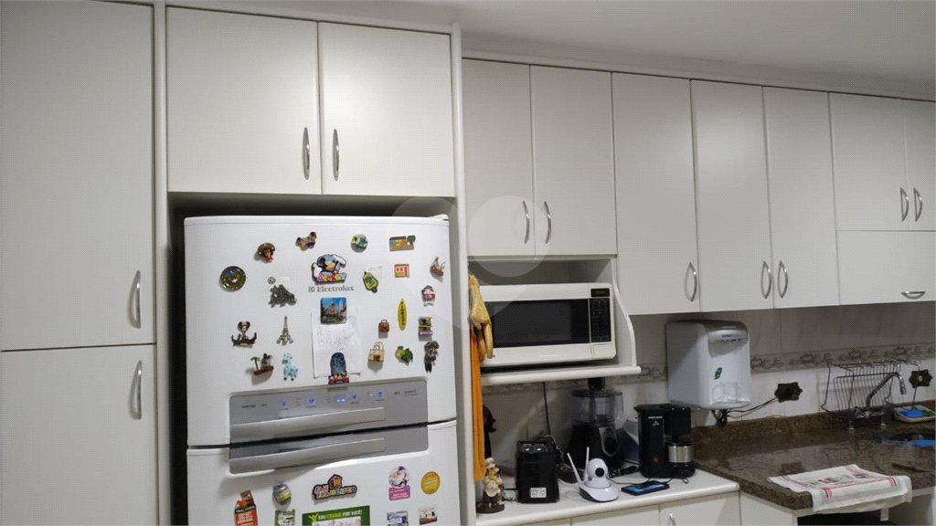Sobrado à venda com 3 quartos, sendo 1 suíte, em Bosque da Saúde, São Paulo, SP
