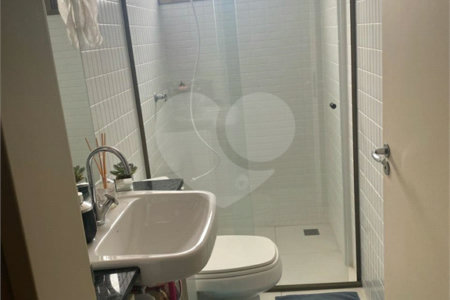 Apartamento à venda com 2 suítes no Centro, Taubaté, SP