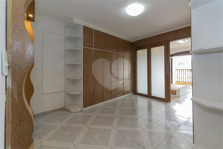 Sobrado à venda com 3 quartos, sendo 1 suíte, em Tremembé, São Paulo, SP