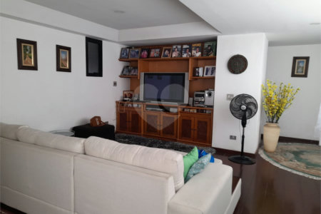 Apartamento à venda com 4 suítes em Indianópolis, São Paulo, SP