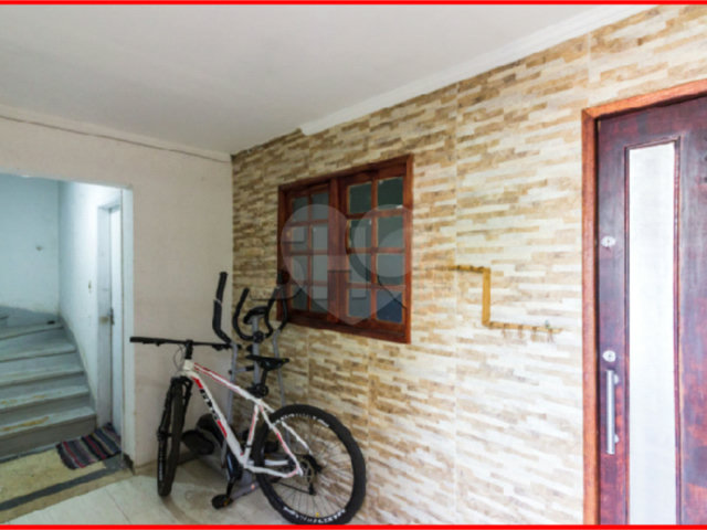Sobrado à venda com 3 quartos, sendo 1 suíte,  em Paraíso, São Paulo, SP