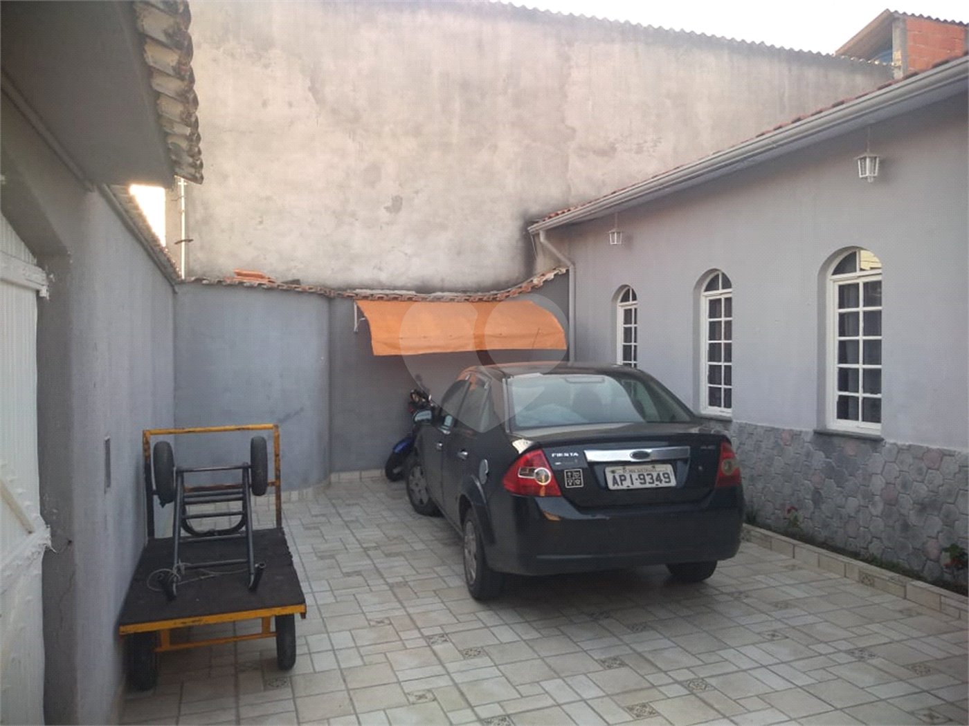 Casa Térrea à venda com 3 suítes em Jardim São Pedro, Mogi das Cruzes, SP