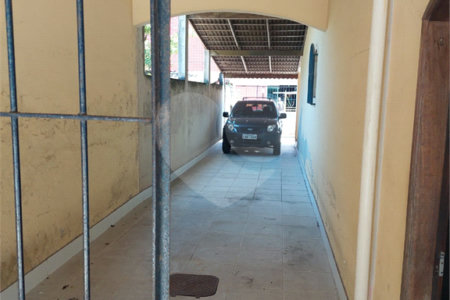 Casa à venda com 2 quartos, sendo 1 suíte,  em Vila Muriqui, Mangaratiba, RJ