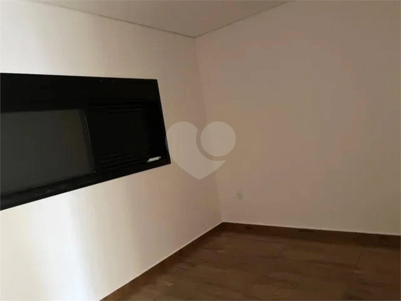 Casa à venda com 3 quartos, sendo 1 suíte, no condomínio Horto Florestal Villagio, Sorocaba - SP