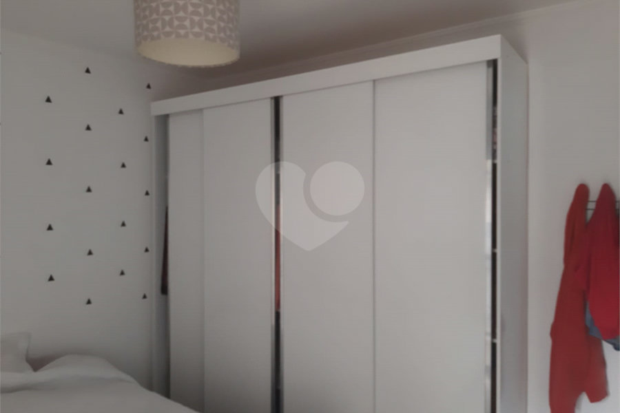 Casa à venda com 2 quartos, sendo 1 suíte, no condomínio Residencial Vila da Serra, São Paulo - SP
