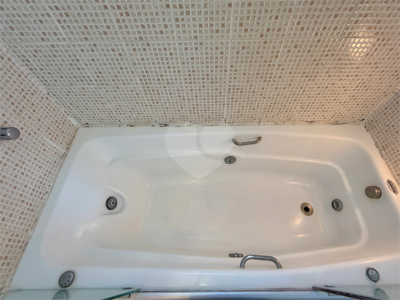 Apartamento à venda com 2 quartos, sendo 1 suíte, em Jardim Marajoara, São Paulo, SP
