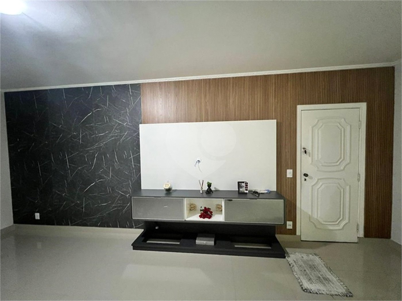 Sobrado à venda com 4 quartos, sendo 3 suítes,  em Tremembé, São Paulo, SP