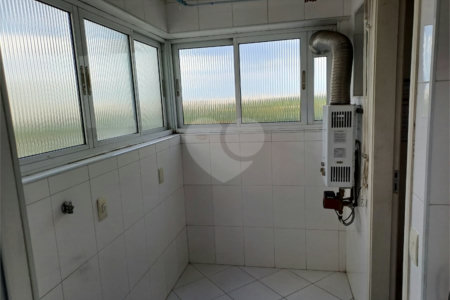 Apartamento à venda com 3 quartos, sendo 1 suíte, em Brooklin Paulista, São Paulo, SP