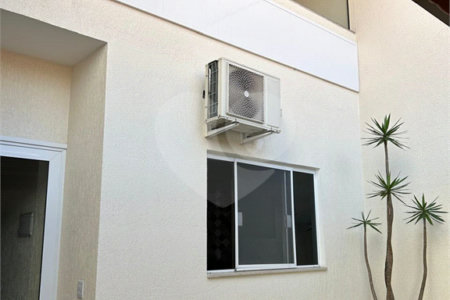 Casa à venda com 3 suítes em Vila Amorim, Suzano, SP