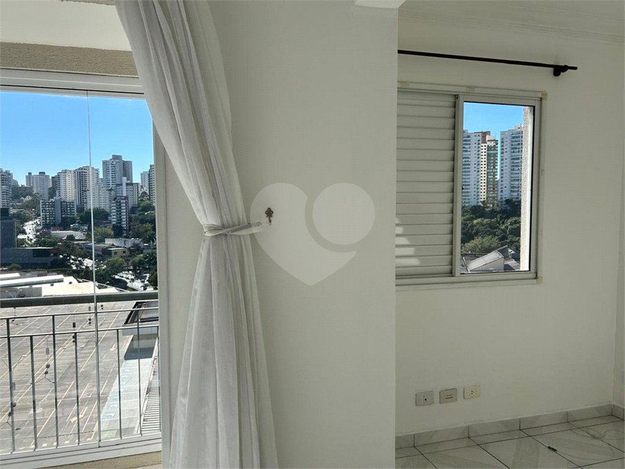 Apartamento à venda com 2 quartos, sendo 1 suíte, em Vila Andrade, São Paulo, SP