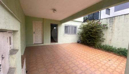 Sobrado à venda com 3 quartos em Bom Retiro, São Paulo, SP