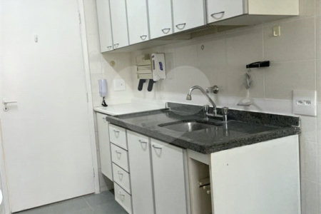 Apartamento à venda com 3 quartos, sendo 1 suíte,  em Vila Suzana, São Paulo, SP