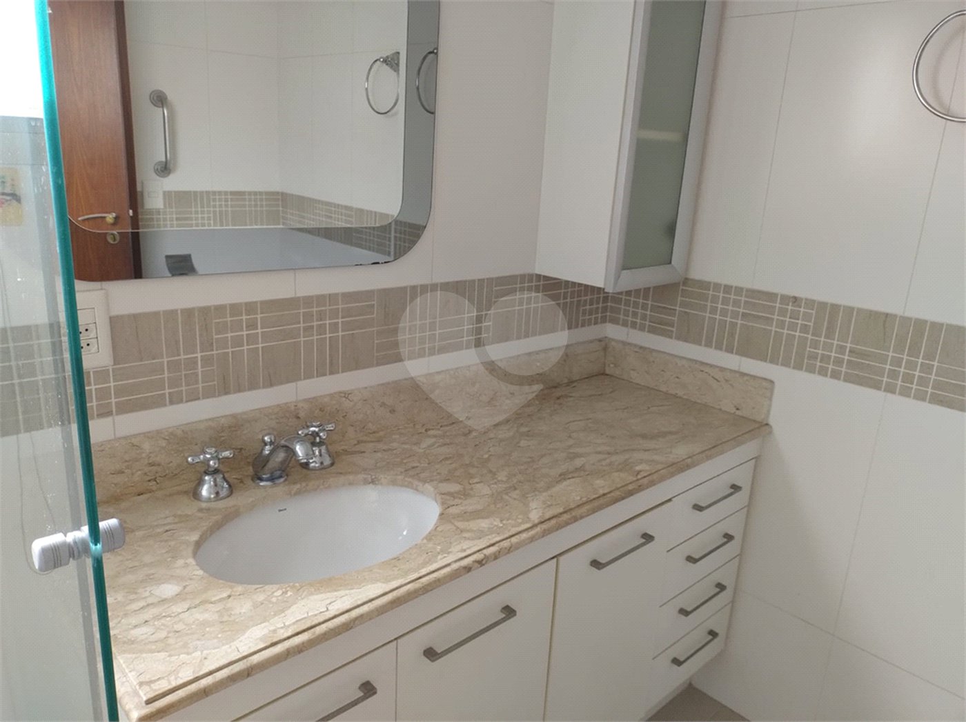Apartamento para alugar com 3 suítes em Campo Belo, São Paulo, SP