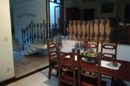 Casa à venda com 4 quartos, sendo 2 suítes,  no condomínio Acmti - Colinas do Mosteiro, Terras de Itaici e Recanto dos Pássaros, Indaiatuba - SP
