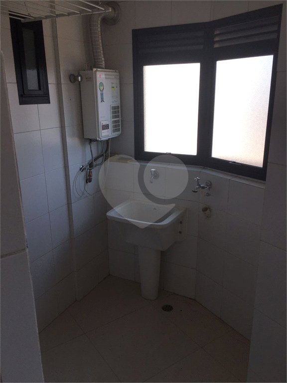 Apartamento à venda com 3 quartos, sendo 1 suíte, em Vila Andrade, São Paulo, SP