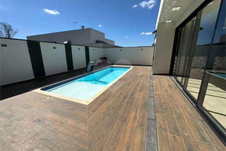 Casa à venda com 5 quartos, sendo 4 suítes, no condomínio Golden Ville, Itapetininga - SP