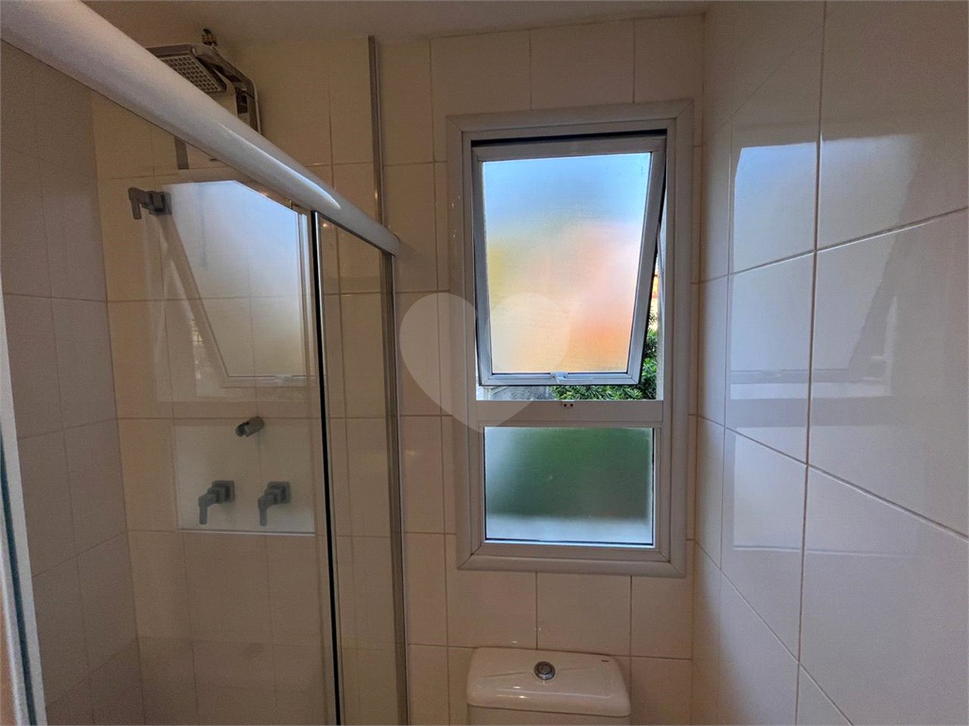 Casa à venda com 3 suítes no condomínio Domus, São Paulo - SP