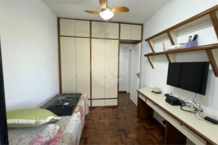 Apartamento à venda com 2 quartos, sendo 1 suíte,  em Laranjeiras, Rio de Janeiro, RJ