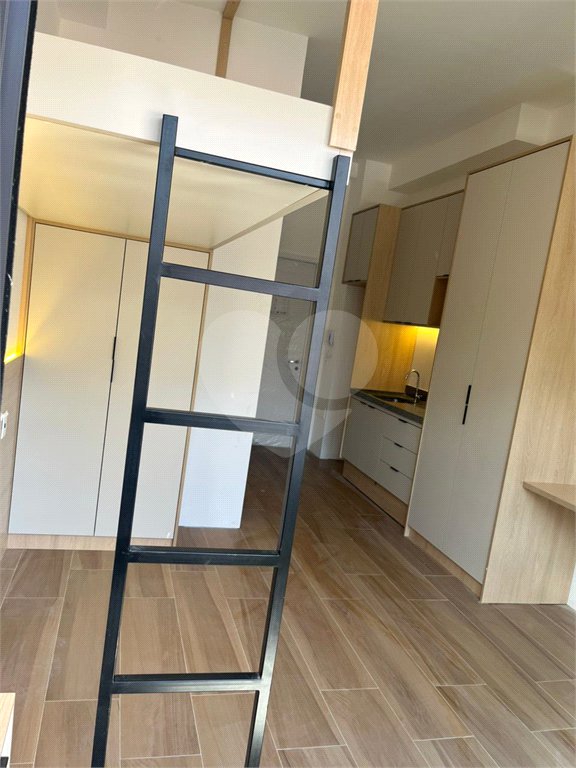 Flat à venda ou para alugar com 1 quarto em Perdizes, São Paulo, SP