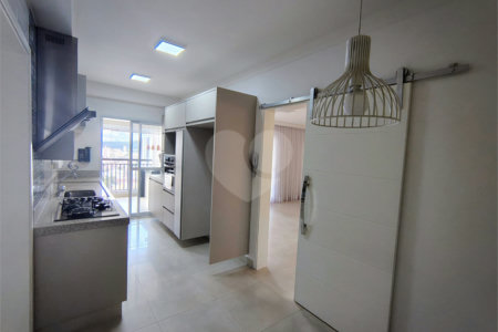 Apartamento à venda com 3 suítes em Anhangabaú, Jundiaí, SP