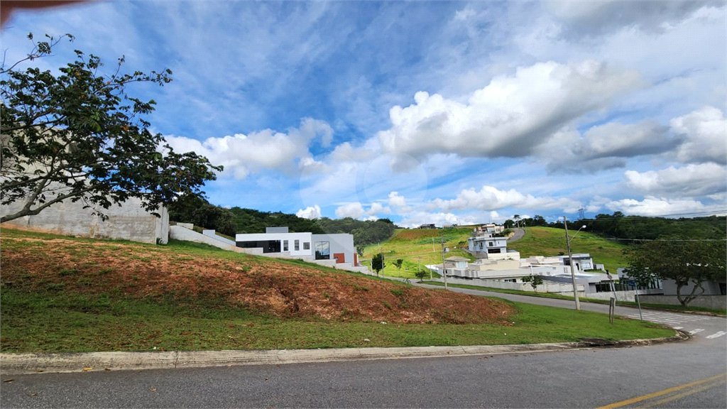 Terreno à venda no condomínio Santa Isabel I, Louveira - SP