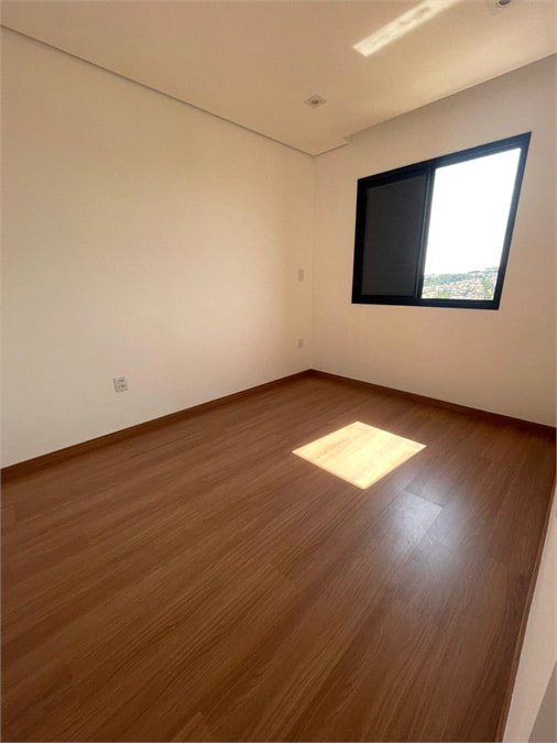 Apartamento para alugar com 2 quartos, sendo 1 suíte, em Jardim Guarujá, Sorocaba, SP