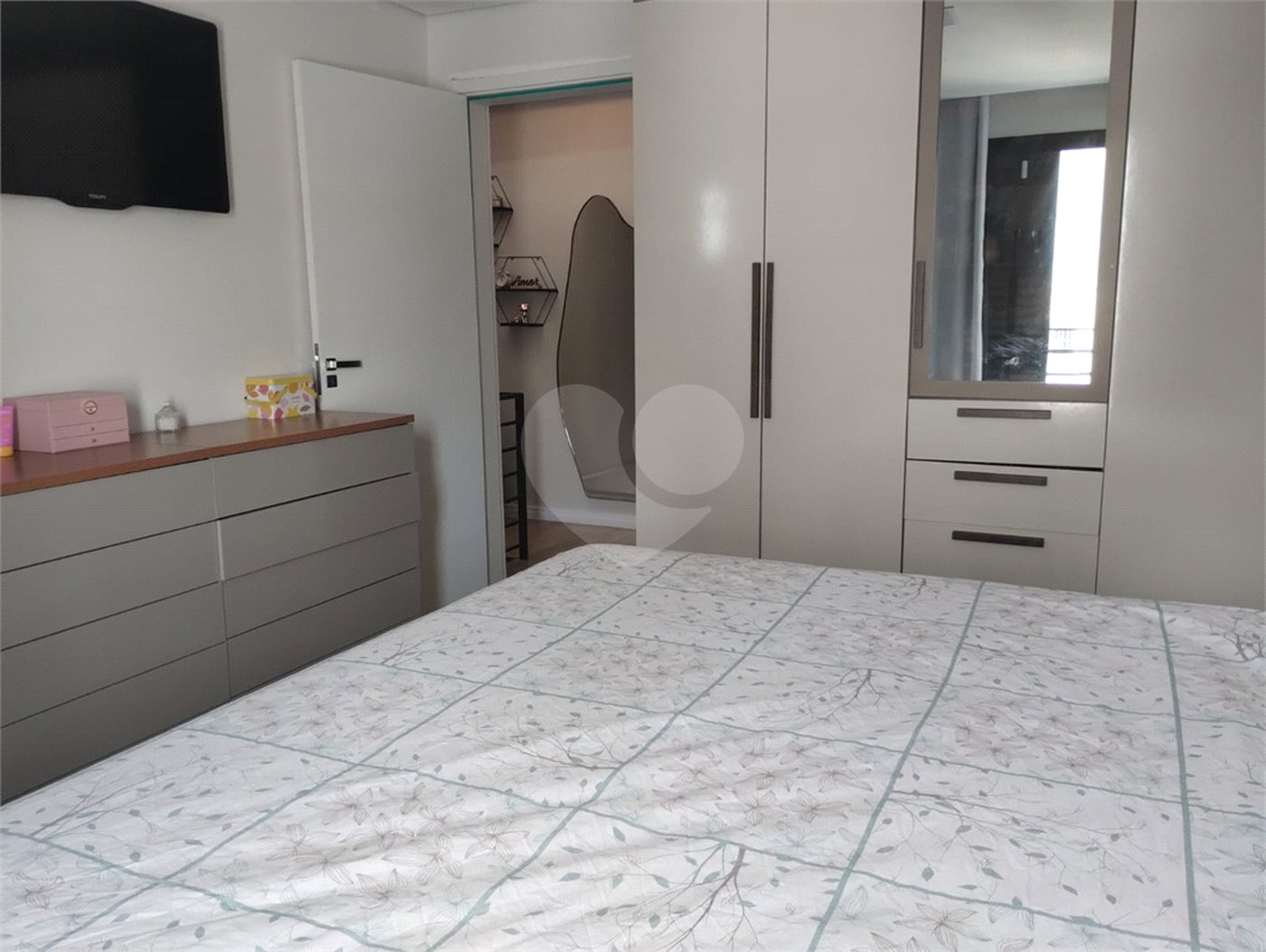 Sobrado à venda com 3 quartos, sendo 1 suíte,  em Alves Dias, São Bernardo do Campo, SP