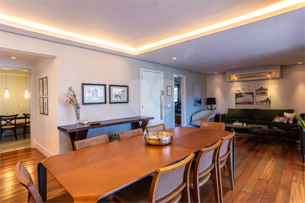 Apartamento à venda com 3 suítes em Granja Julieta, São Paulo, SP