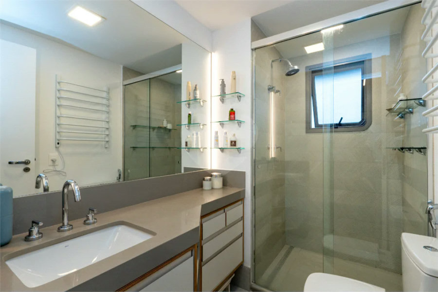 Campo Belo - 143m² | 3 suítes | Varanda gourmet I 2 vagas grandes e determinadas | Hall privativo