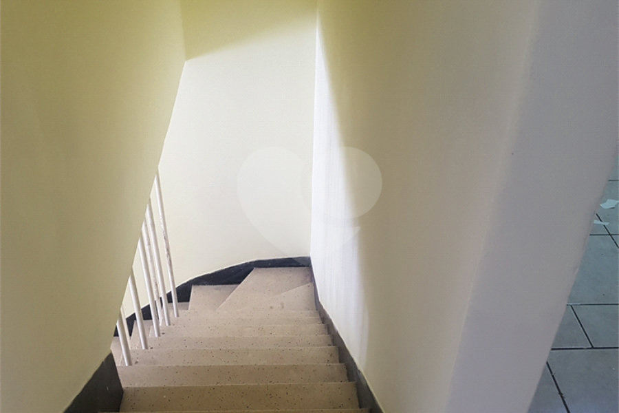 Sobrado à venda com 2 quartos em Santana, São Paulo, SP