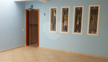 Sobrado à venda com 4 quartos, sendo 2 suítes, em Vila Hamburguesa, São Paulo, SP